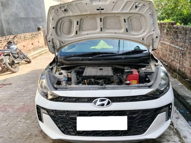 Second-hand 2023 Hyundai Aura एसएक्स सीएनजी for sale in Lucknow