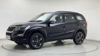 2019 Mahindra XUV500 W5