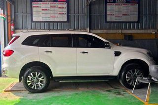 Used Titanium Plus 4X2 AT