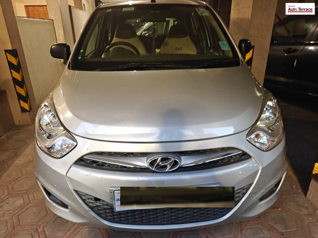 Second-hand 2014 Hyundai i10 Magna 1.1L for sale in Ahmedabad