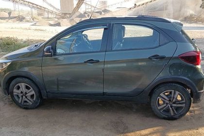 2022 Tata Tiago NRG एक्सटी बीएस6