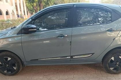 2024 Tata Tiago EV XZ Plus LR
