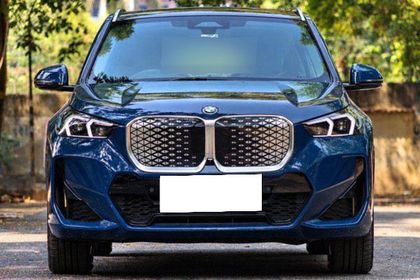 2026 BMW iX1 LWB