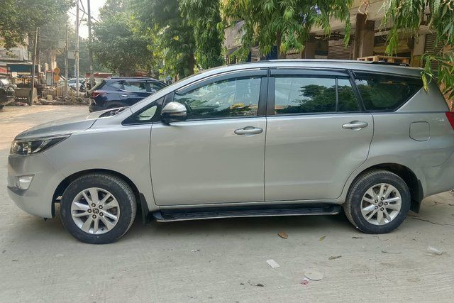 Second-hand 2019 Toyota Innova Crysta 2.7 GX MT बीएस4 for sale in New Delhi