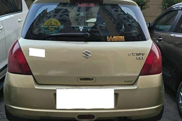 Maruti Suzuki Swift 1.3 ZXI Second-hand 2005 Maruti Suzuki Swift 1.3 ZXI for sale in Kolkata