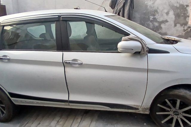 Second-hand 2022 Maruti Suzuki Ertiga जेडएक्सआई 2022-2023 for sale in New Delhi