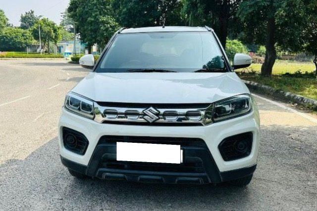 Second-hand 2021 Maruti Suzuki Vitara Brezza एलएक्सआई for sale in Noida