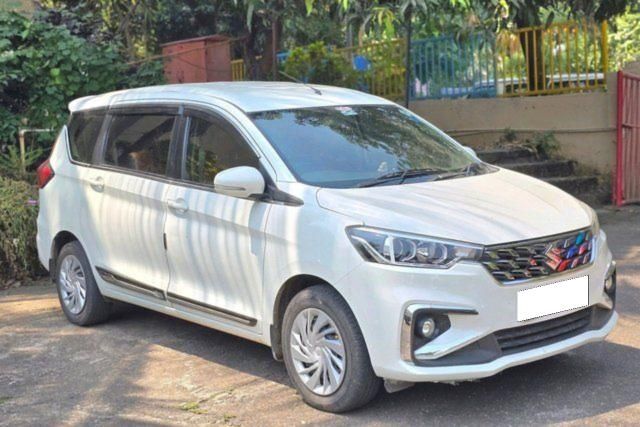 Second-hand 2022 Maruti Suzuki Ertiga वीएक्सआई सीएनजी 2022-2023 for sale in Thane