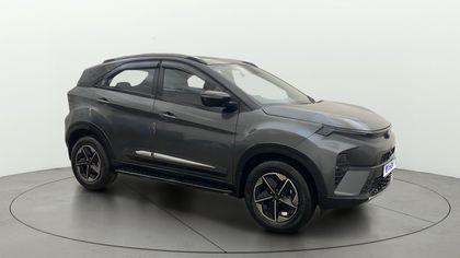 2023 टाटा नेक्सन Fearless Plus S DT DCA