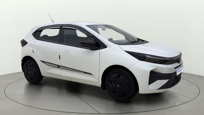 2026 Tata Altroz प्योर