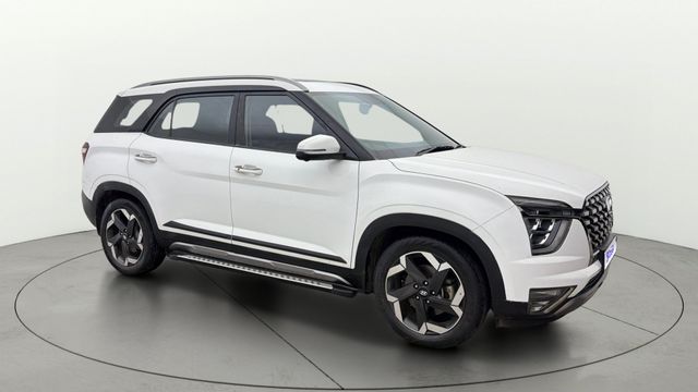 Second-hand 2023 Hyundai Alcazar Platinum 7-Seater Diesel for sale in Chennai
