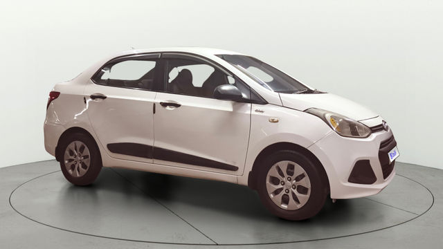 Hyundai Xcent 1.1 CRDi Base Second-hand 2014 Hyundai Xcent 1.1 CRDi Base for sale in Surat