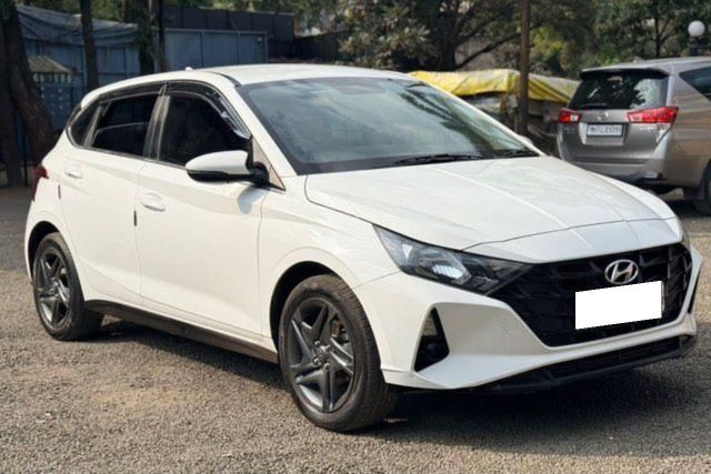 Second-hand 2023 Hyundai i20 स्पोर्टज़ for sale in Nashik