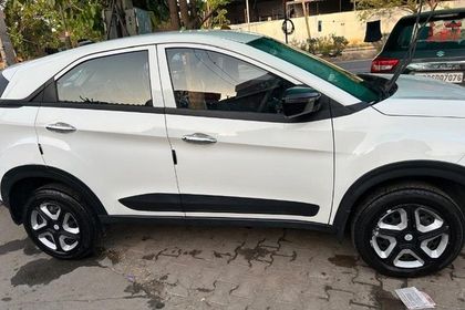 2025 Tata Nexon Smart Plus