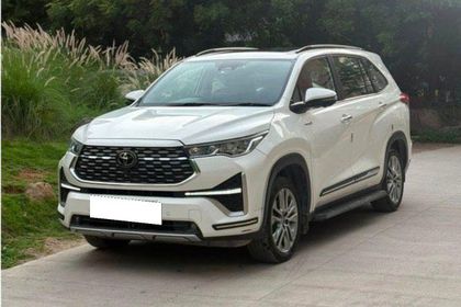 2024 Toyota Innova Hycross ZX(O) Hybrid