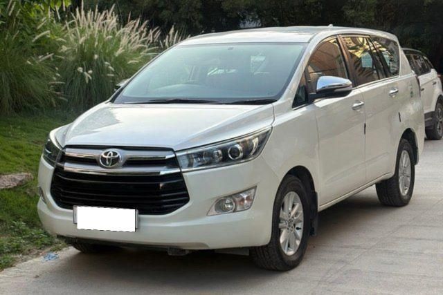 Toyota Innova Crysta 2.8 ZX AT BSIV Second-hand 2017 Toyota Innova Crysta 2.8 ZX AT BSIV for sale in Hyderabad
