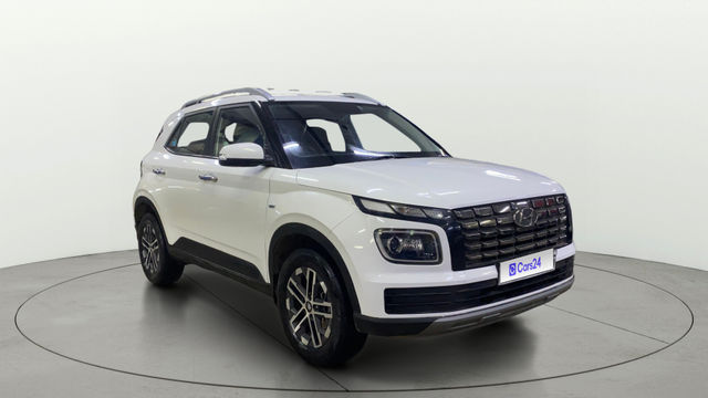 Second-hand 2022 Hyundai Venue SX Turbo iMT for sale in Indore