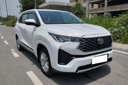 2024 Toyota Innova Hycross वीएक्स 7 सीटर हाइब्रिड