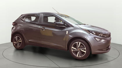 2023 Tata Altroz XZ सीएनजी