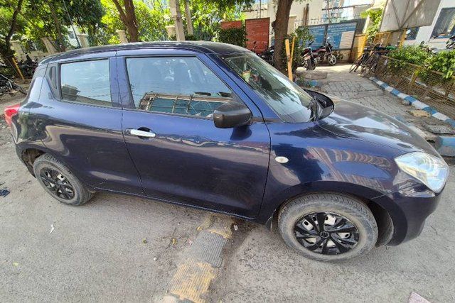 Maruti Suzuki Swift LXI Second-hand 2023 Maruti Suzuki Swift LXI for sale in New Delhi