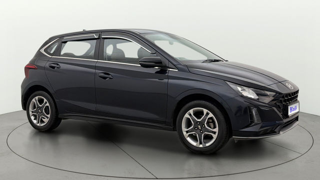 Second-hand 2023 Hyundai i20 स्पोर्टज़ for sale in Chennai
