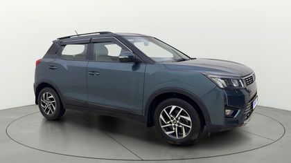 2023 Mahindra XUV300 W8 Diesel