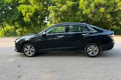 2024 Hyundai Verna एसएक्स