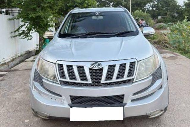 Mahindra XUV500 W8 4WD Second-hand 2014 Mahindra XUV500 W8 4WD for sale in Pune