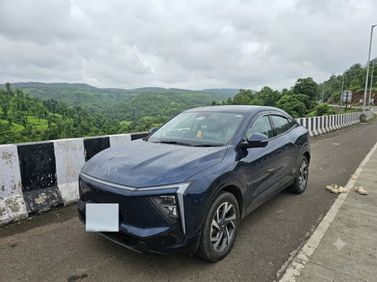 2025 Mahindra XEV 9e पैक थ्री