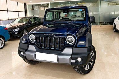 2025 Mahindra Thar ROXX AX7L RWD AT