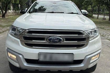 2017 Ford Endeavour 3.2 Titanium AT 4X4