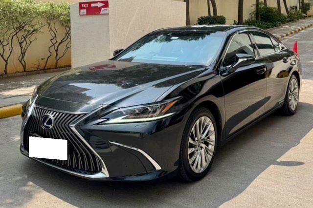 Second-hand 2019 Lexus ES 350h 300h for sale in Hyderabad