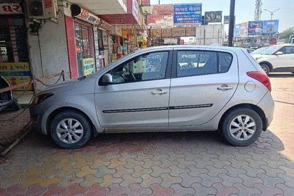2014 Hyundai i20 स्पोर्टज़ 1.4 CRDi