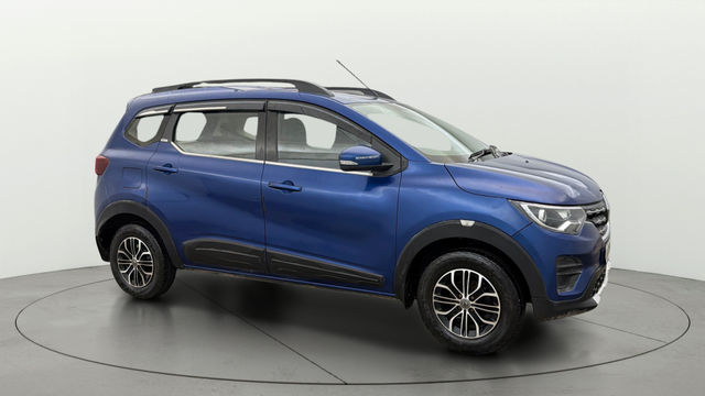 Second-hand 2019 Renault Triber RXT for sale in New Delhi
