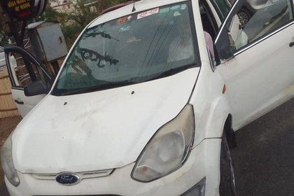 2013 Ford Figo डीजल एलएक्सआई