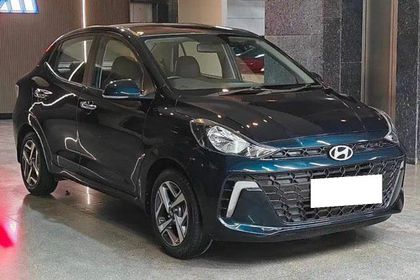 2025 Hyundai Aura SX CNG