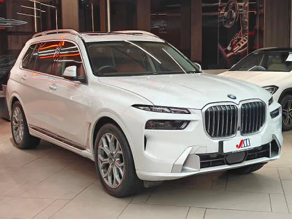 2024 BMW X7 एक्सड्राइव40डी एम स्पोर्ट