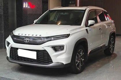 2025 Toyota Hyryder G HYBRID