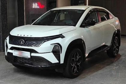 2025 Tata Curvv Creative DCA