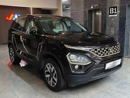 2023 Tata Safari XZ Plus Gold