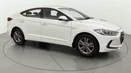 2017 Hyundai Elantra 2.0 एसएक्स