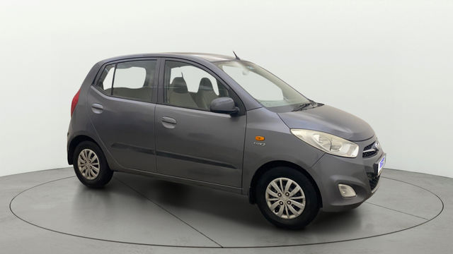 Hyundai i10 स्पोर्टज़ 1.1L Second-hand 2015 Hyundai i10 स्पोर्टज़ 1.1L for sale in Hyderabad