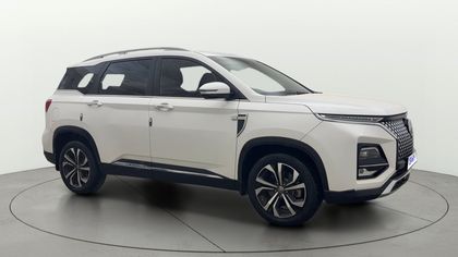 2023 MG Hector Savvy Pro CVT 2023-2025