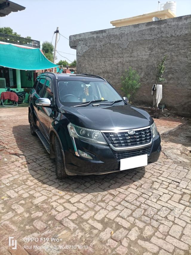 Second-hand 2019 Mahindra XUV500 W9 2WD for sale in Gurgaon