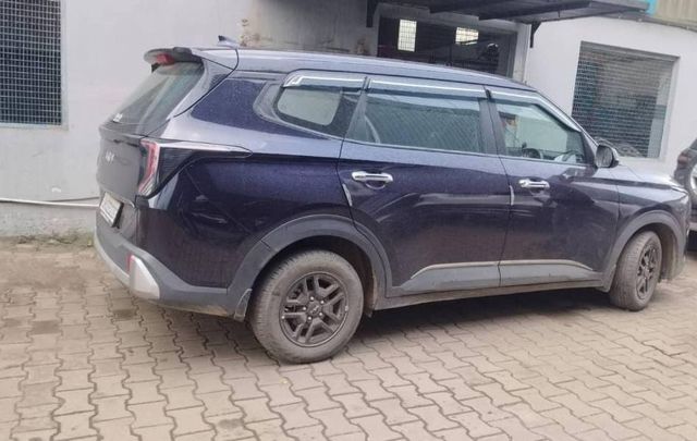 Kia Carens Clavis एचटीई (ओ) Second-hand 2025 Kia Carens Clavis एचटीई (ओ) for sale in Jamshedpur