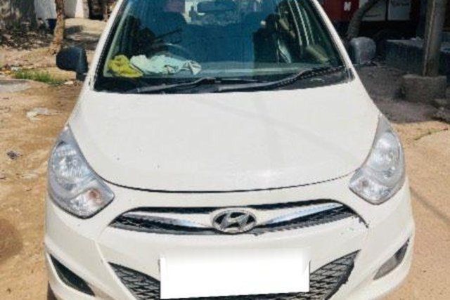 Hyundai i10 मैग्ना 1.1L Second-hand 2017 Hyundai i10 मैग्ना 1.1L for sale in Ghaziabad