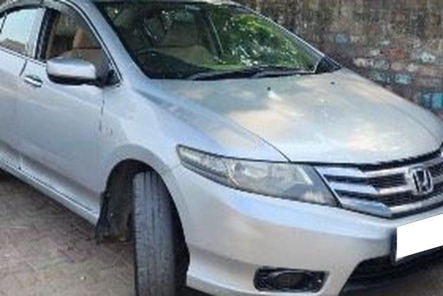 Second-hand 2013 Honda City E for sale in Muzaffarnagar