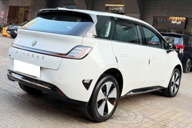 MG Windsor EV एसेंस Second-hand 2025 MG Windsor EV एसेंस for sale in Mumbai