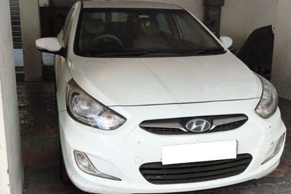 2012 Hyundai Verna 1.6 CRDI