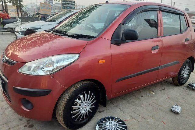Hyundai i10 Era 1.1 Second-hand 2009 Hyundai i10 Era 1.1 for sale in Amroha